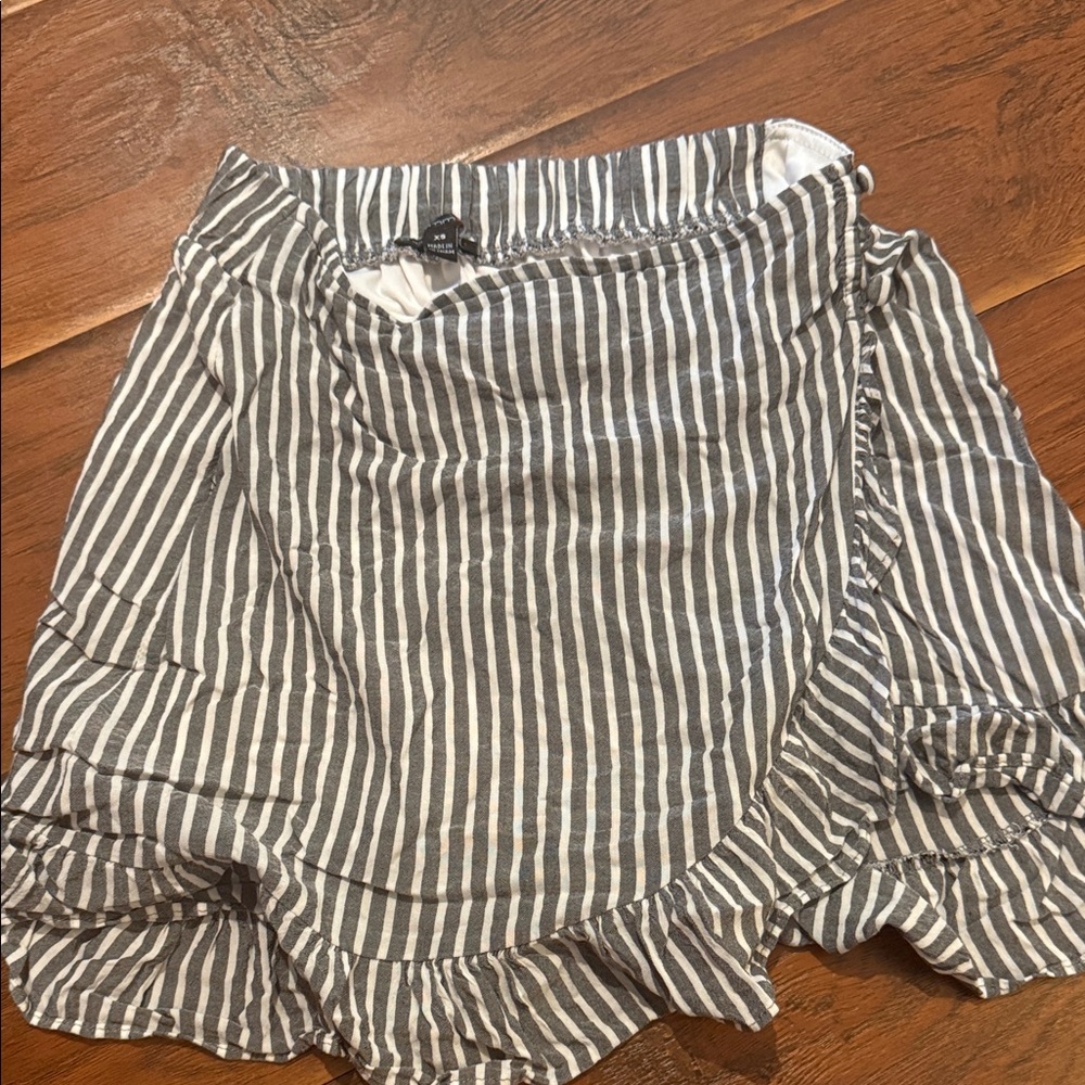 Striped skirt
